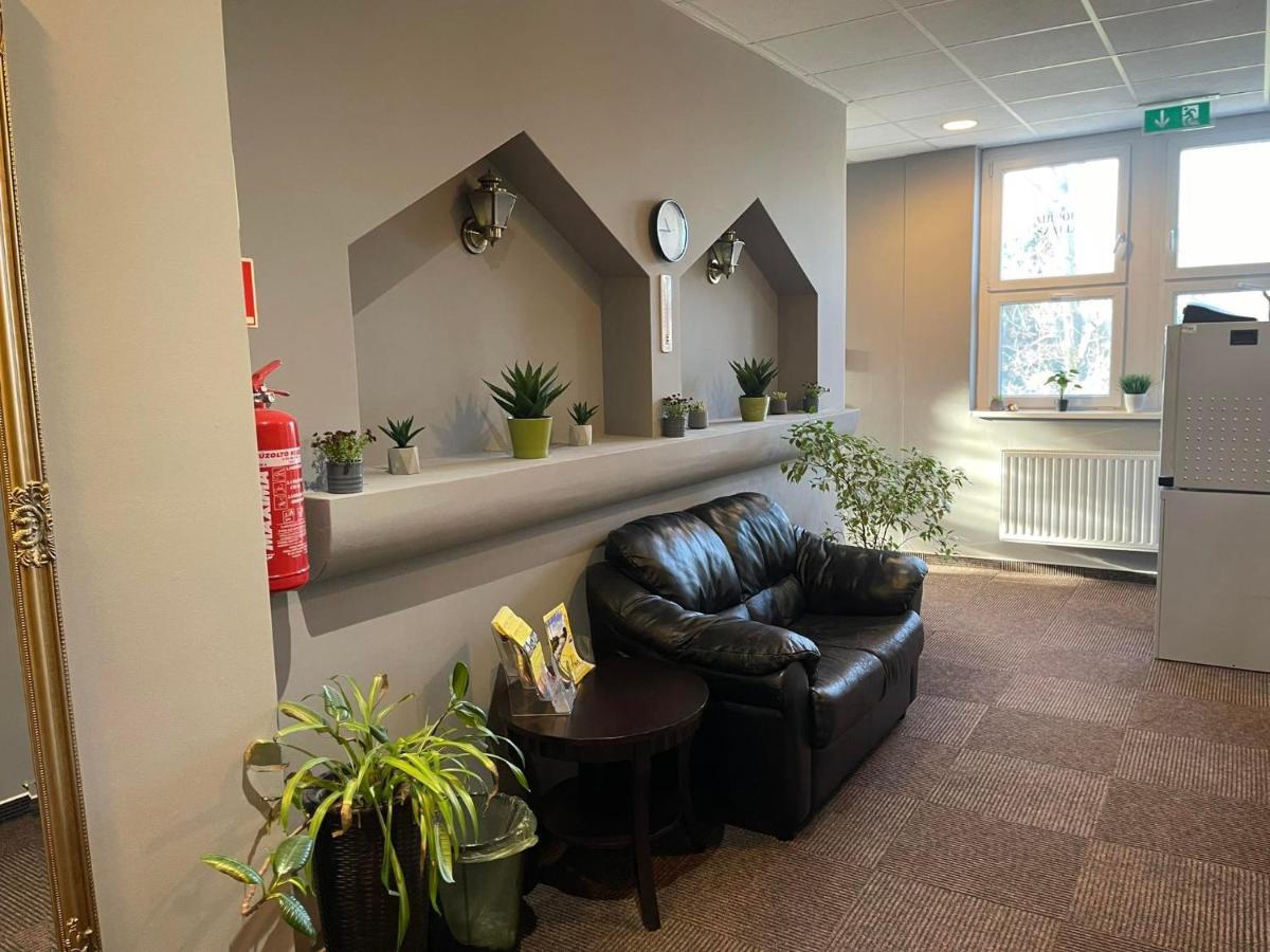 Hotel Airport Szallo 3*