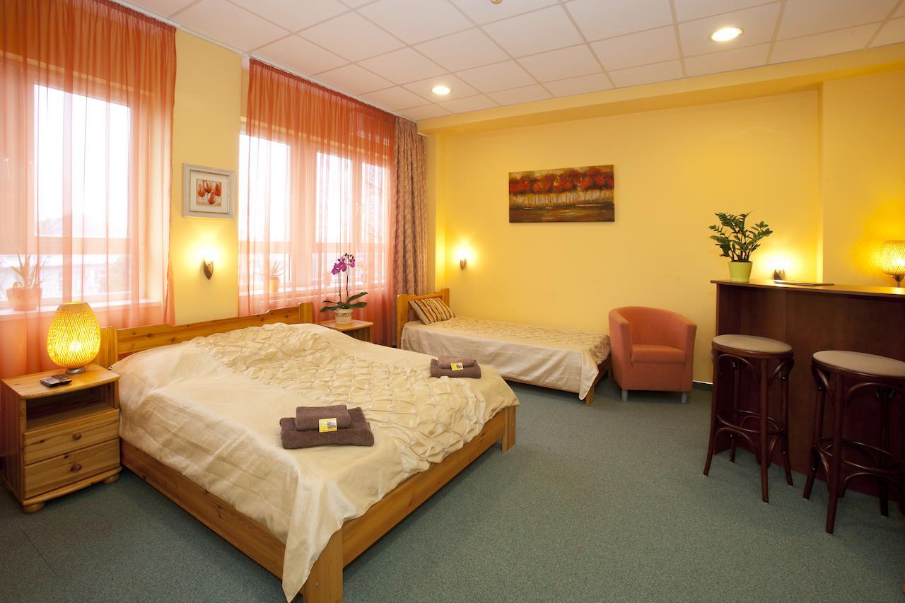 Airport Szallo 3*